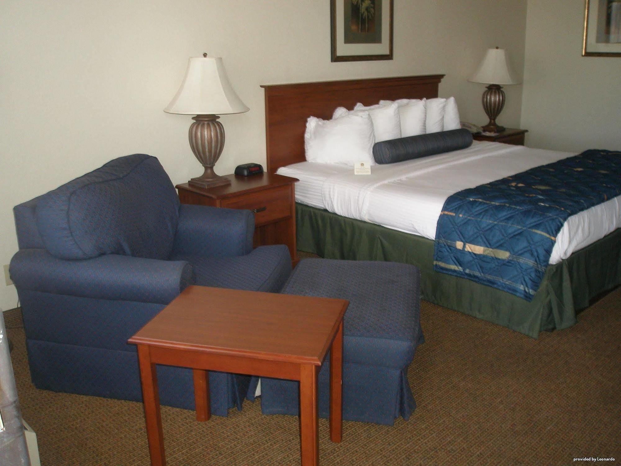 Quality Inn Benson I-10 Exit 304 Экстерьер фото