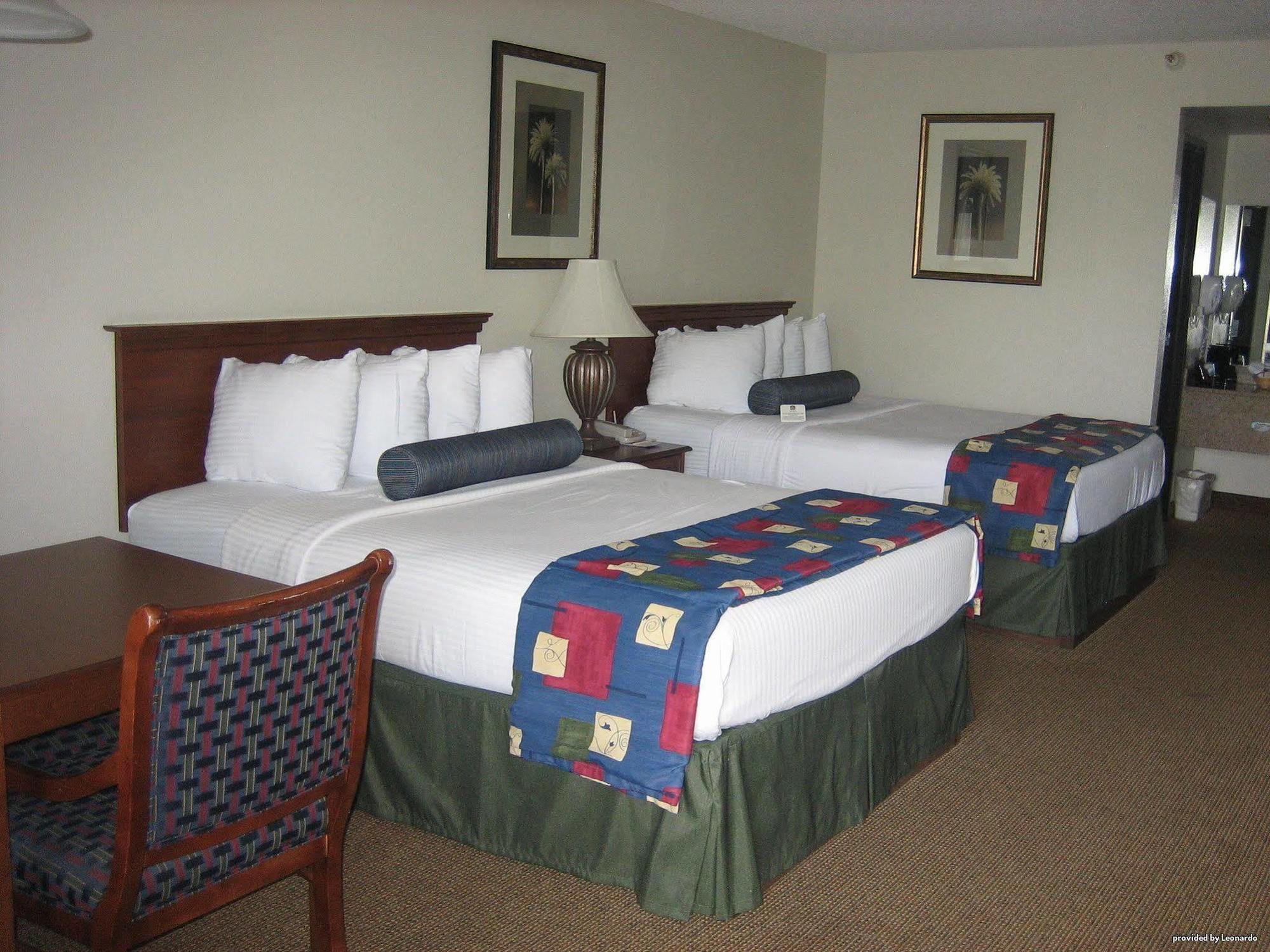 Quality Inn Benson I-10 Exit 304 Экстерьер фото