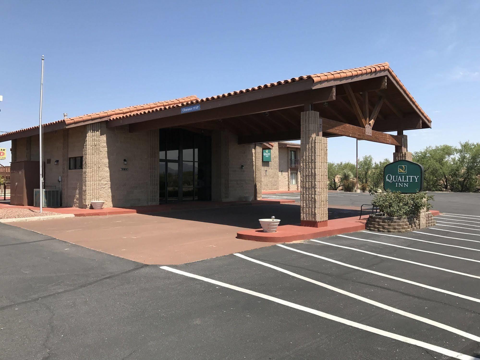 Quality Inn Benson I-10 Exit 304 Экстерьер фото